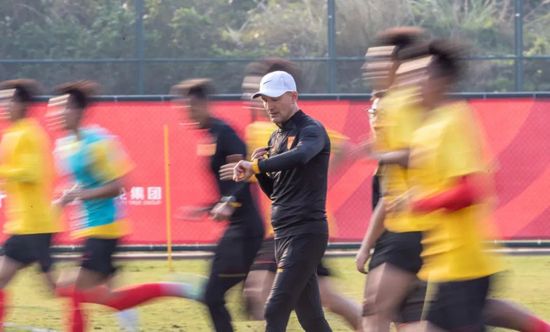男生捅女生30分钟